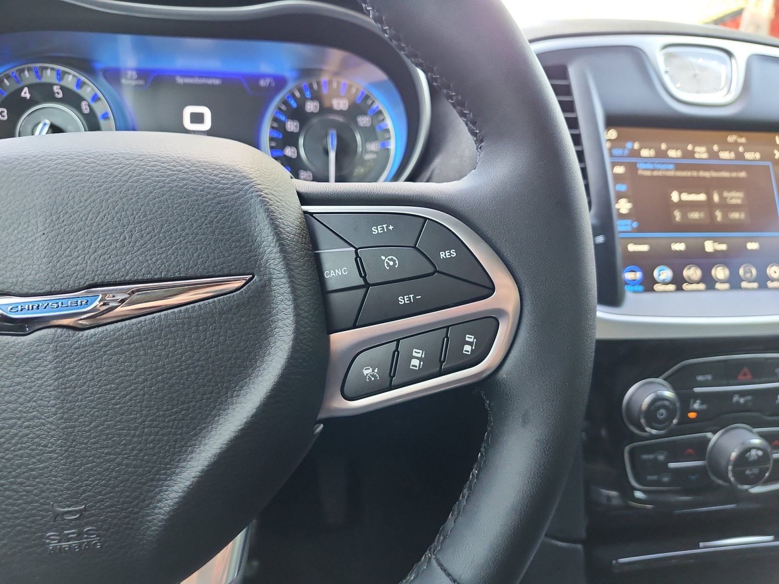 Used 2023 Chrysler 300 Touring L w/ Safetytec Plus Group RWD image 24