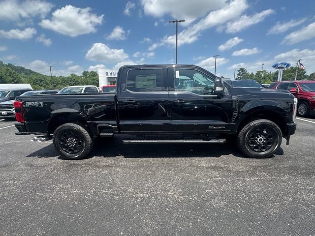 New 2026 Ford F250 Lariat w/ Black Appearance Package AWD/4WD image 4