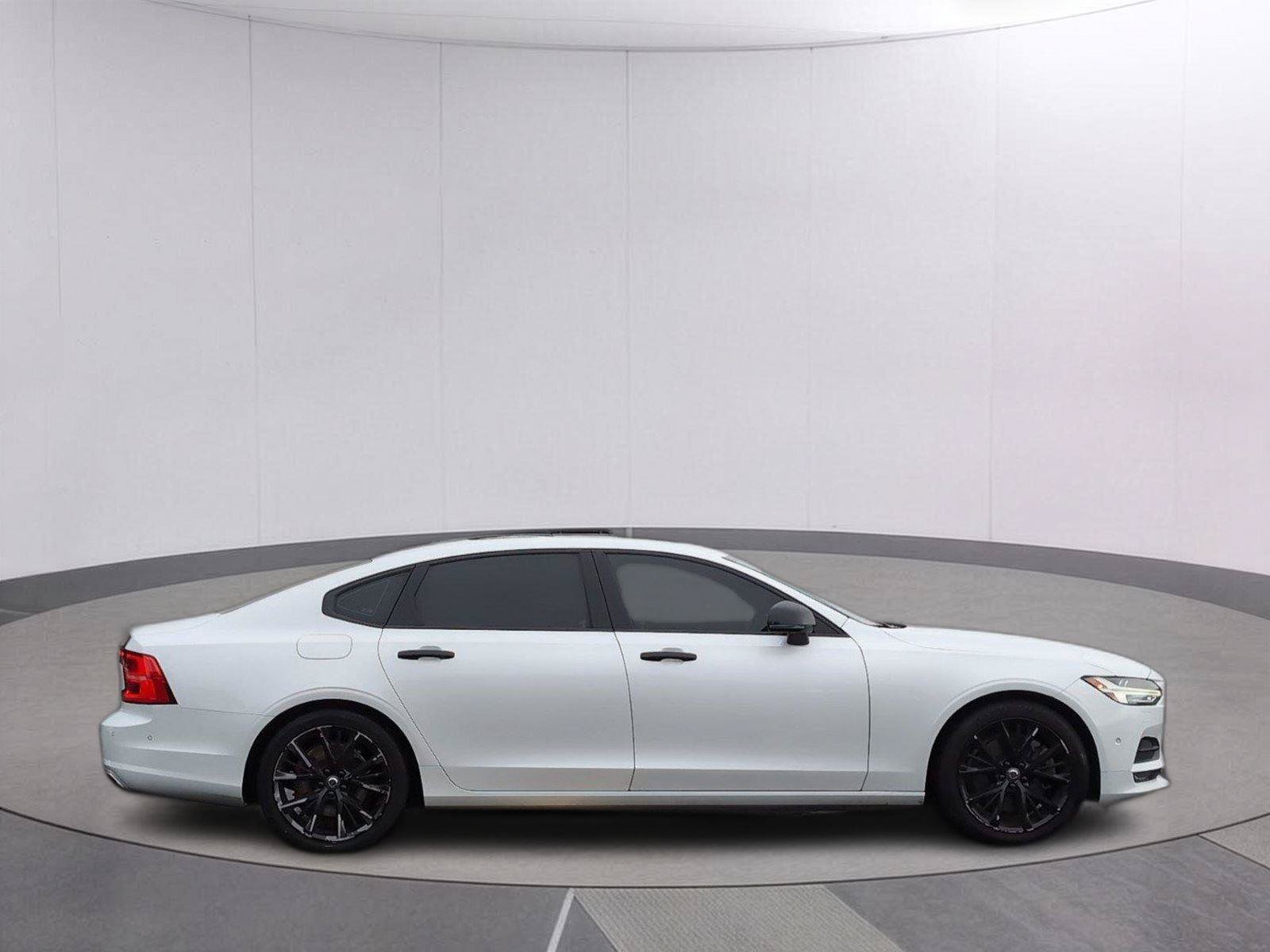 Used 2018 Volvo S90 T6 Momentum w/ Convenience Package AWD/4WD image 7