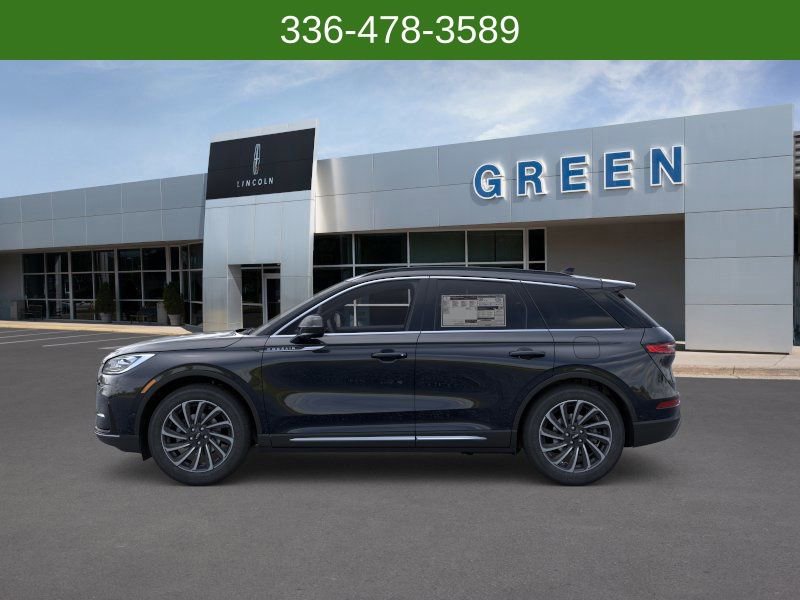 New 2026 Lincoln Corsair Reserve FWD image 3