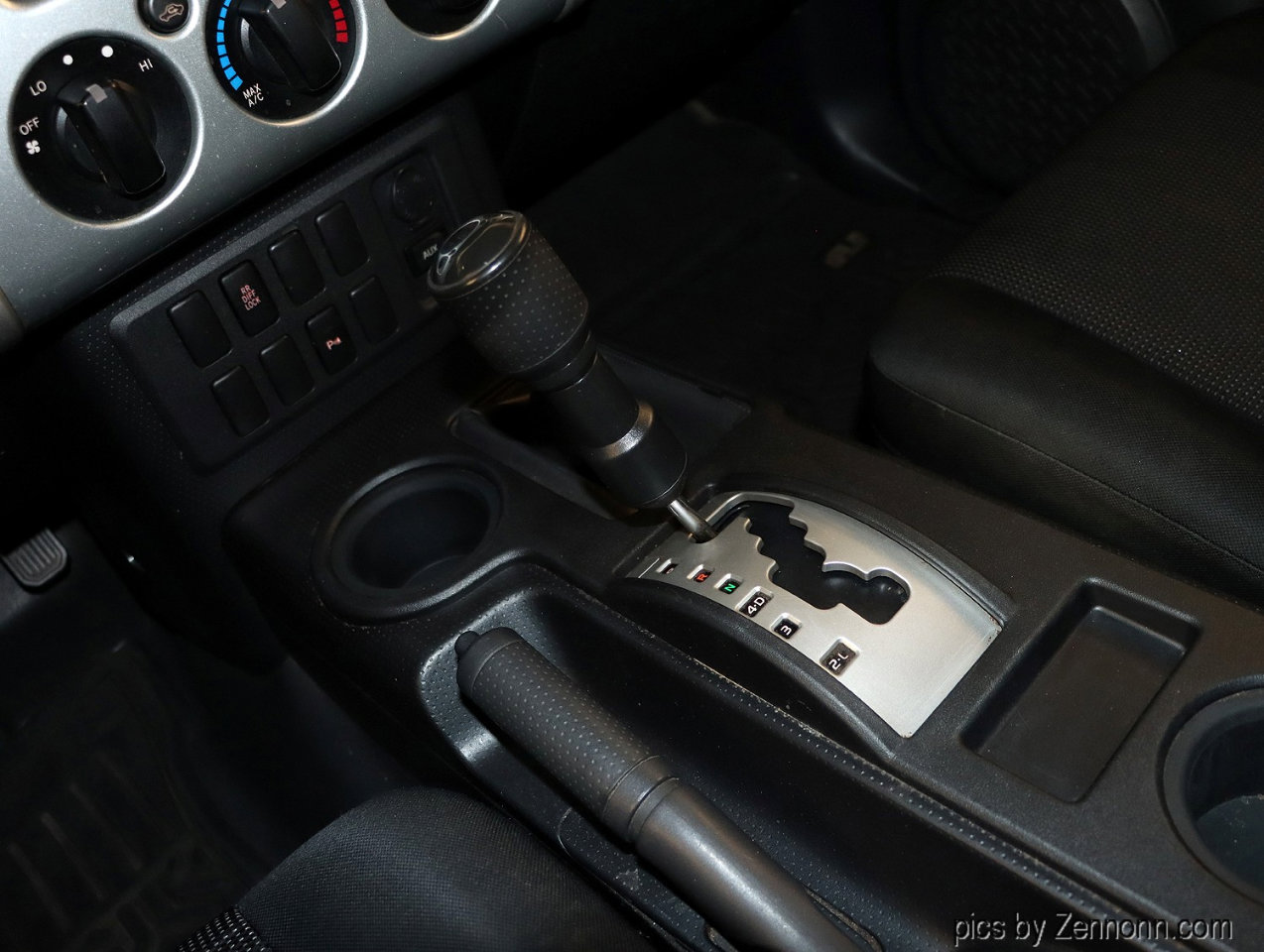 Used 2008 Toyota FJ Cruiser 4WD image 22