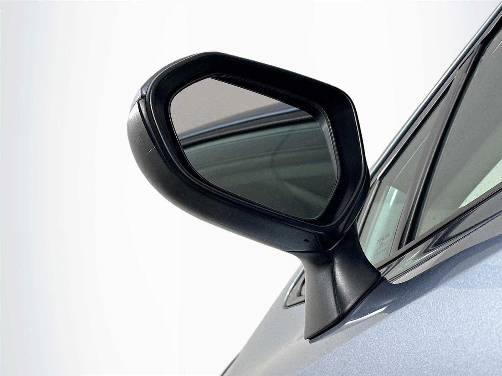 Certified 2020 Toyota Corolla LE FWD image 5