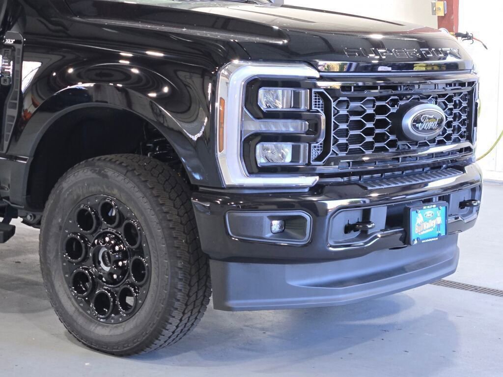 New 2026 Ford F350 XLT w/ XLT Premium Package image 2
