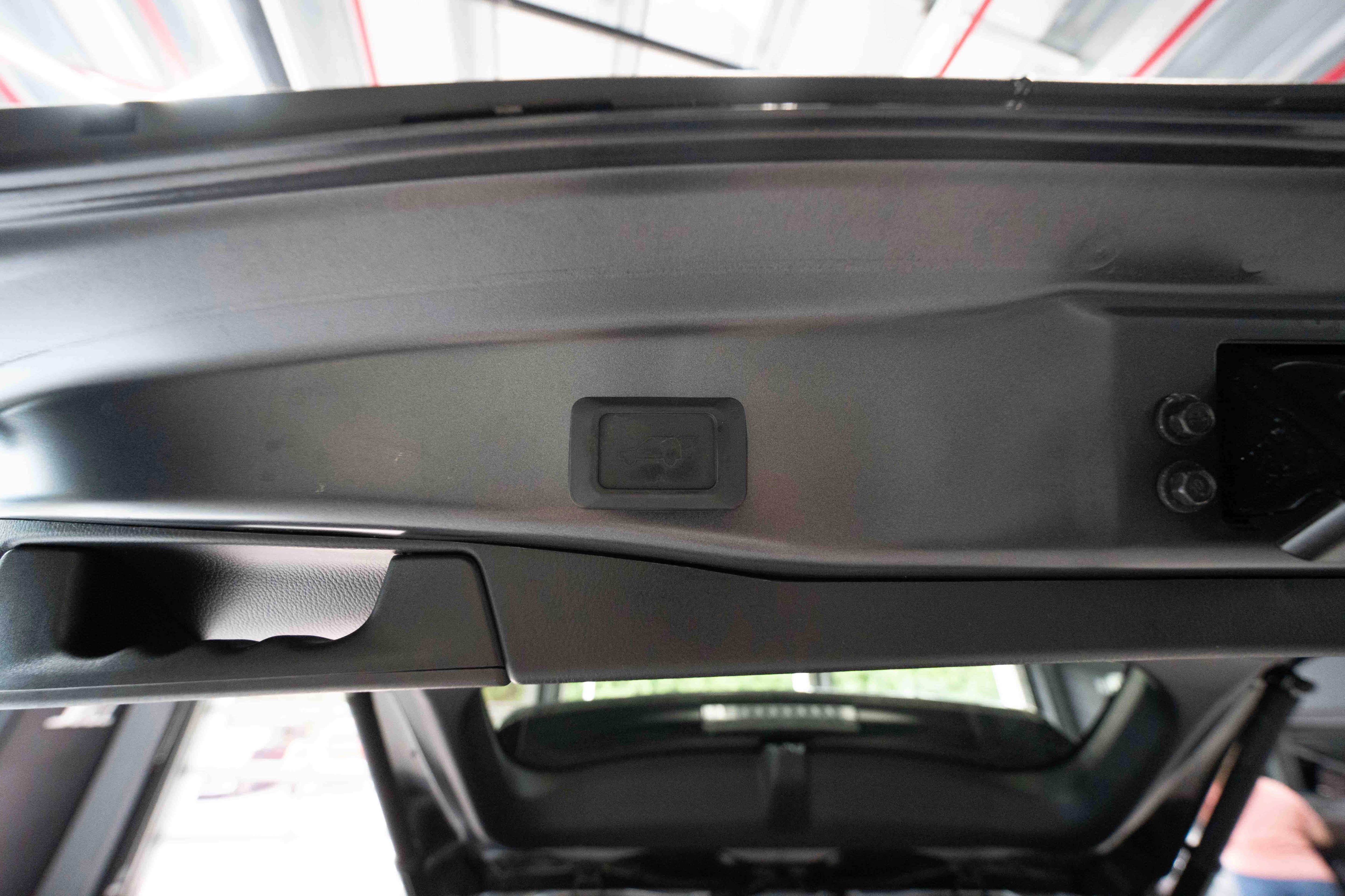 Used 2019 Toyota RAV4 Limited w/ All Weather Liner Package AWD/4WD image 29