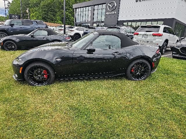 New 2026 MAZDA MX-5 Miata Club w/ Brembo/BBS Recaro Package RWD image 2