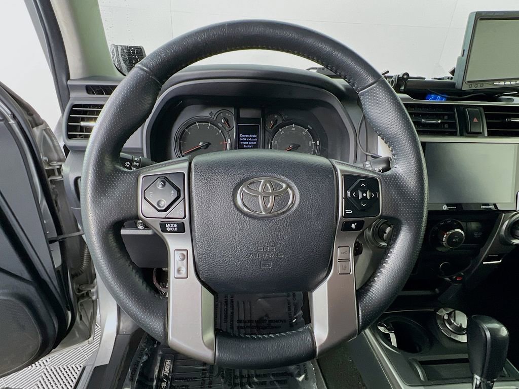 Used 2021 Toyota 4Runner SR5 image 10