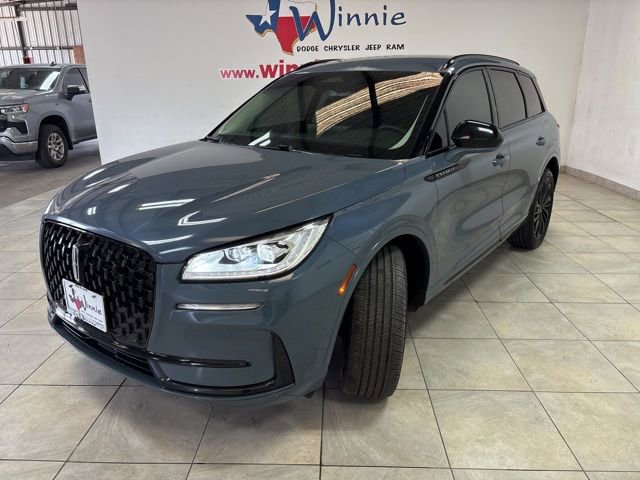 Used 2023 Lincoln Corsair Reserve w/ Jet Appearance Package image 3