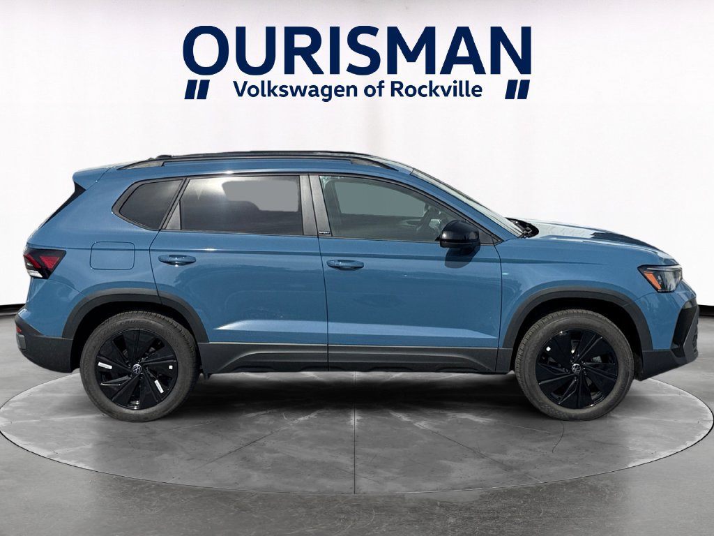 New 2027 Volkswagen Taos Sport AWD/4WD image 7