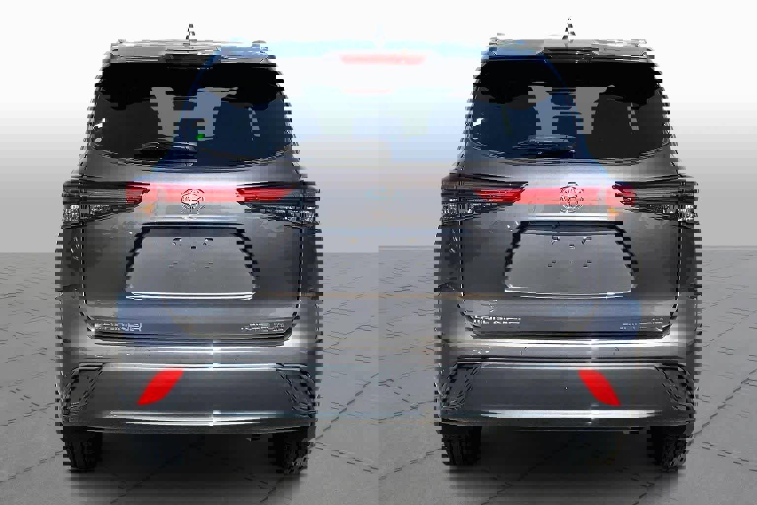 Used 2023 Toyota Highlander Limited image 5