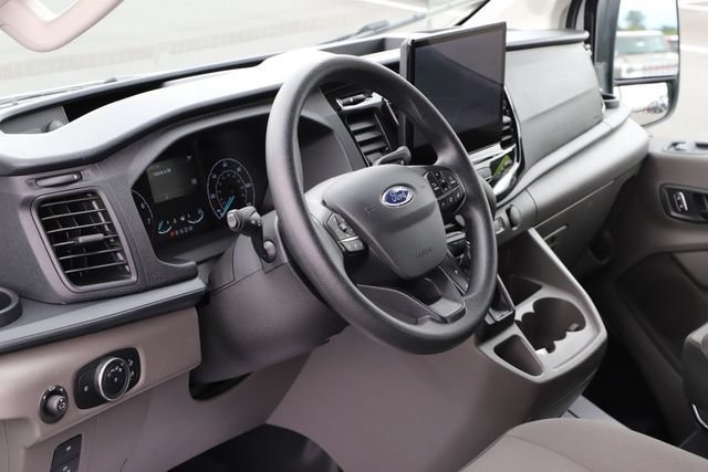 Used 2025 Ford Transit 350 XLT RWD image 9