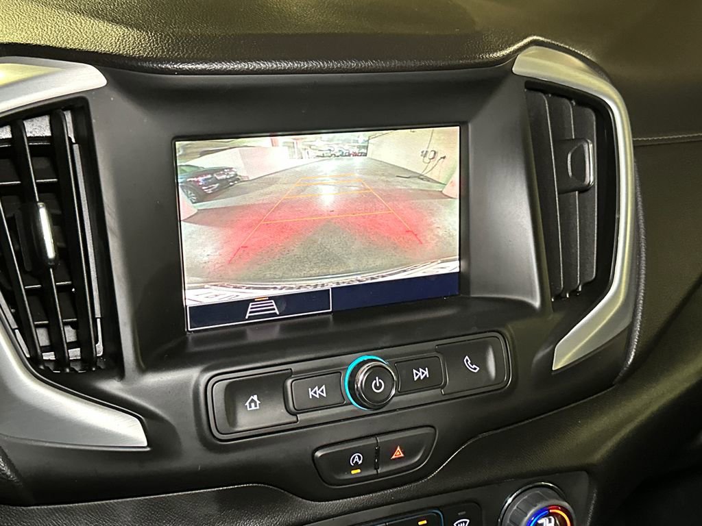 Used 2023 GMC Terrain SLE w/ Driver Convenience Package image 23