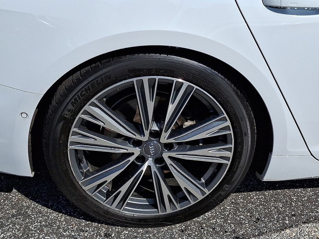Used 2020 Audi A6 2.0T Premium Plus w/ Premium Plus Package AWD/4WD image 8