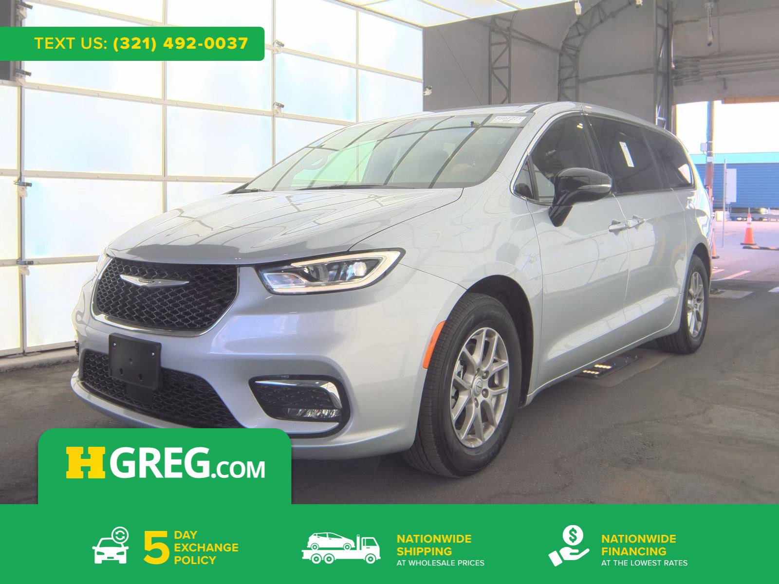 Used 2026 Chrysler Pacifica Select