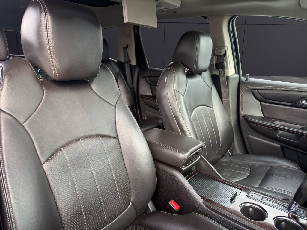 Used 2017 Chevrolet Traverse Premier image 14