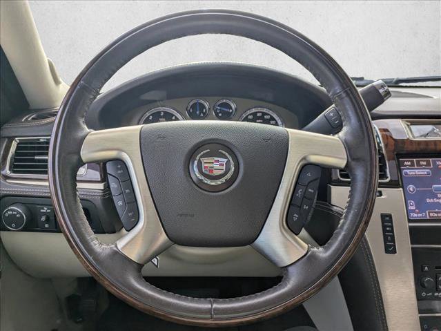 Used 2014 Cadillac Escalade Platinum AWD/4WD image 11