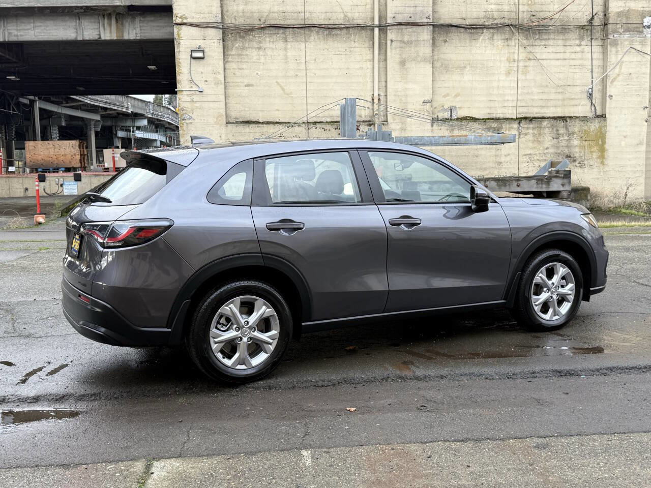 Used 2023 Honda HR-V LX image 45