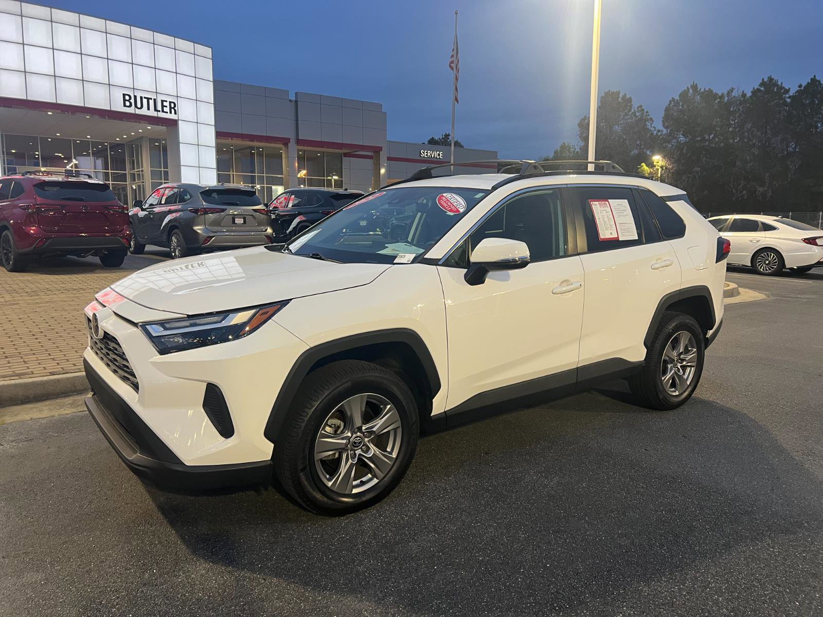 Certified 2022 Toyota RAV4 XLE image 3