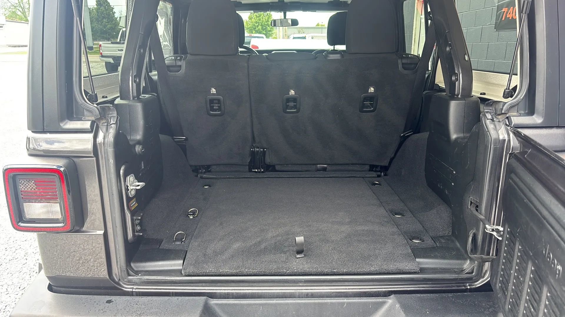 Used 2020 Jeep Wrangler Unlimited Sport S AWD/4WD image 5