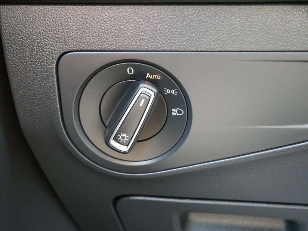 Used 2024 Volkswagen Tiguan Wolfsburg Edition FWD image 29