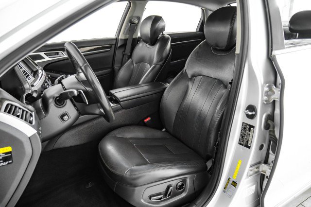 Used 2017 Genesis G80 3.8 image 29