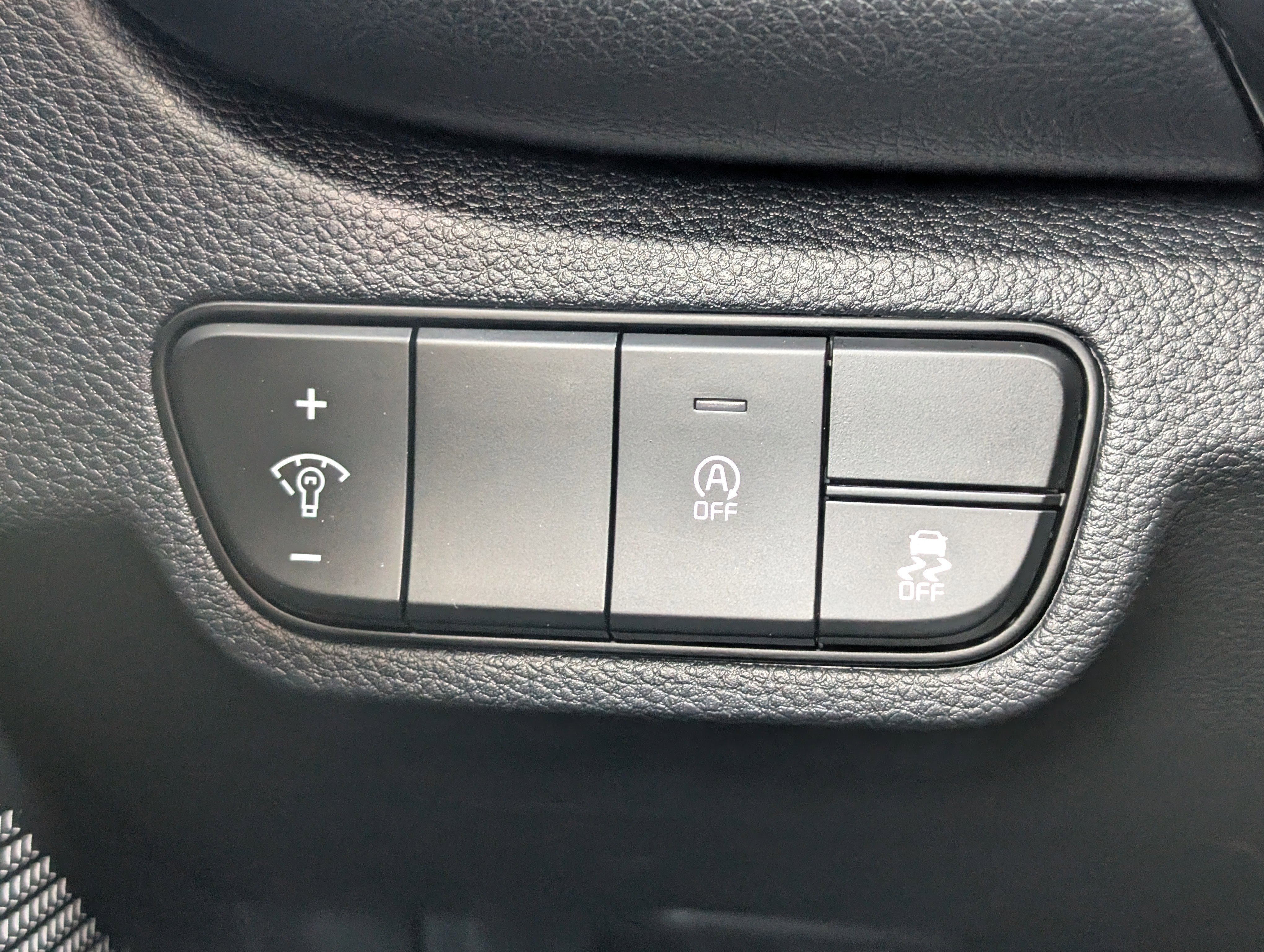 Used 2025 Kia Seltos S image 21