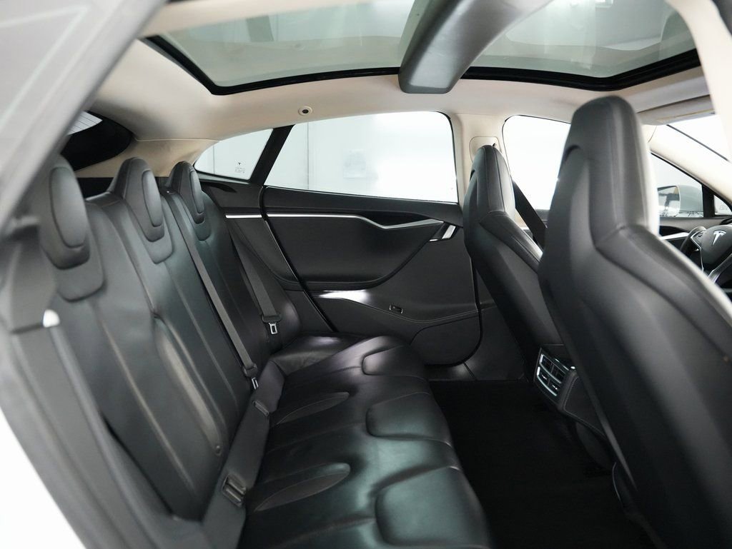 Used 2014 Tesla Model S 60 image 36