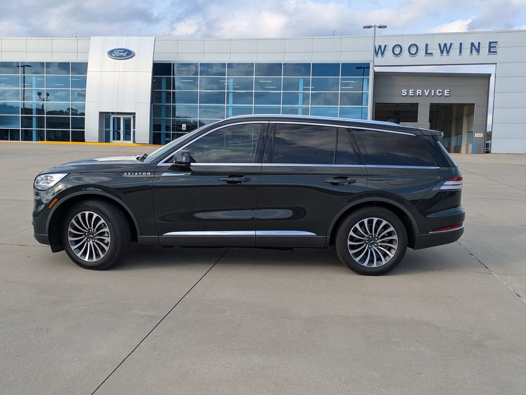 Used 2023 Lincoln Aviator Reserve w/ Equipment Group 201A image 5