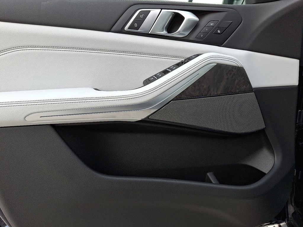 New 2026 BMW X5 xDrive40i image 10