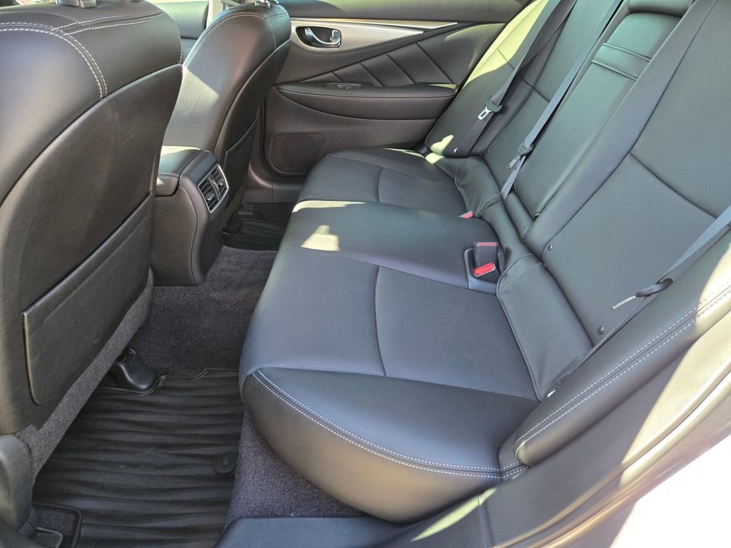 Used 2023 INFINITI Q50 Luxe RWD image 12