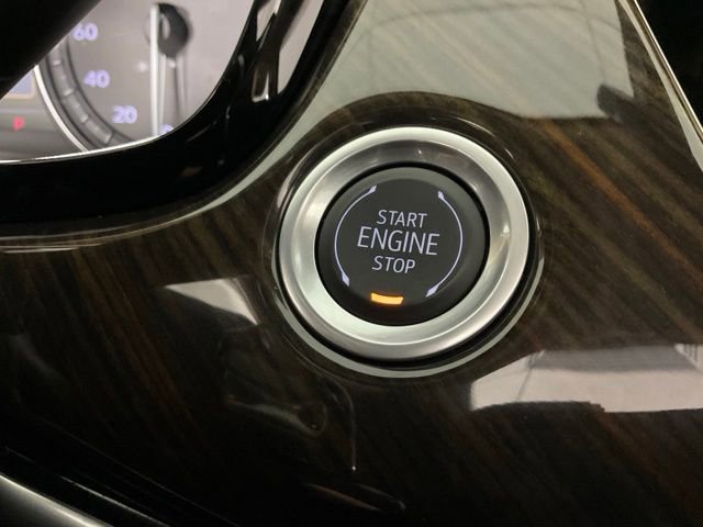 Used 2024 Cadillac XT6 Sport w/ Platinum Package image 20