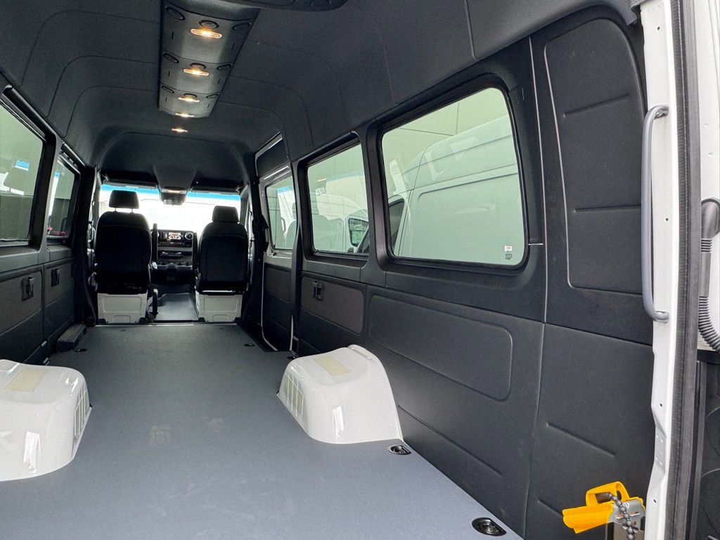 New 2024 Mercedes-Benz Sprinter 3500 image 16