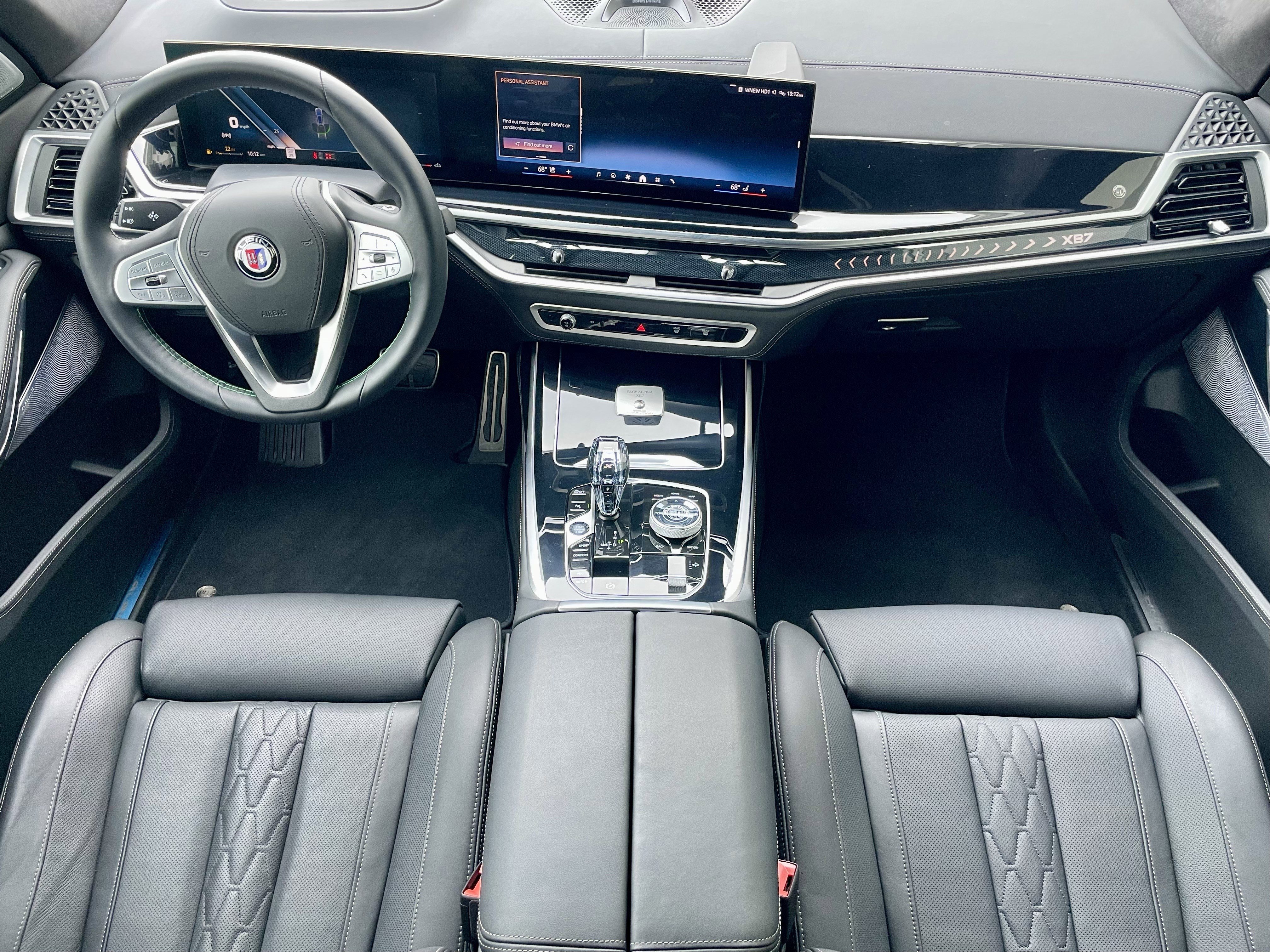 Used 2025 BMW ALPINA XB7 image 16