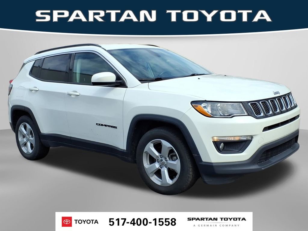 Used 2019 Jeep Compass Latitude w/ Popular Equipment Group FWD image 5