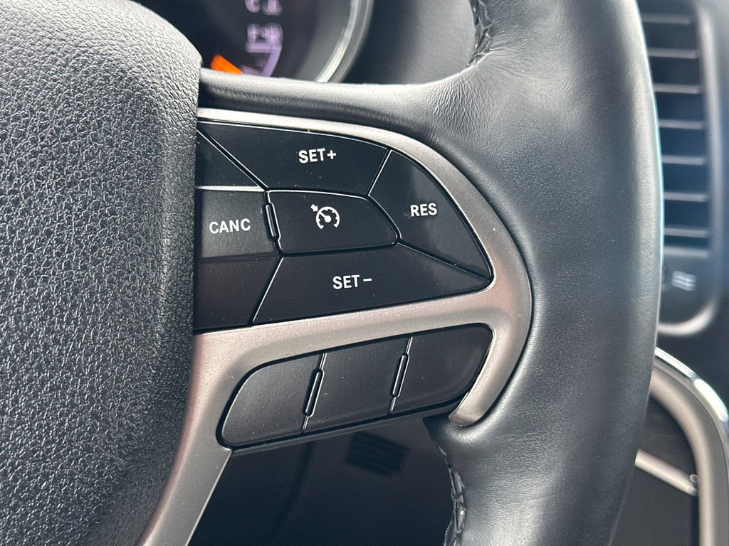 Used 2018 Jeep Grand Cherokee Limited w/ Luxury Group II AWD/4WD image 22