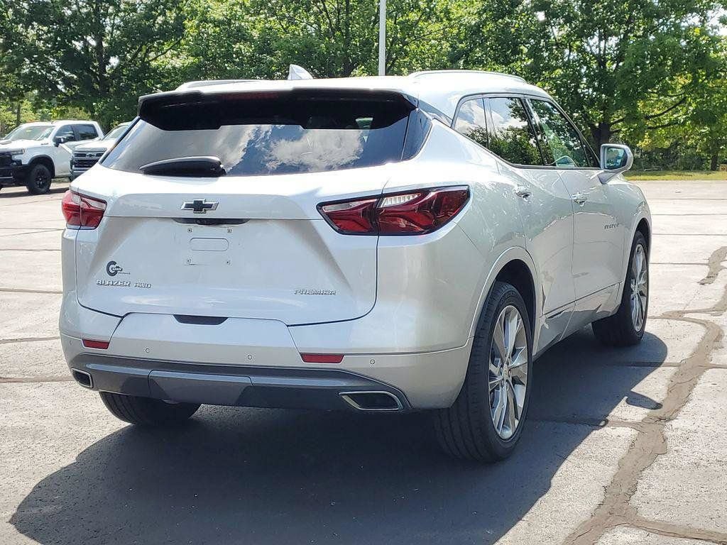 Used 2019 Chevrolet Blazer Premier w/ Sun and Wheels Package AWD/4WD image 3