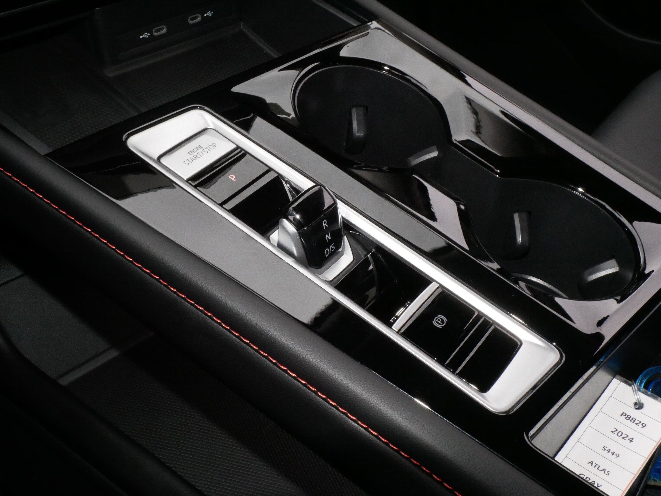 Certified 2024 Volkswagen Atlas Peak Edition SEL image 25