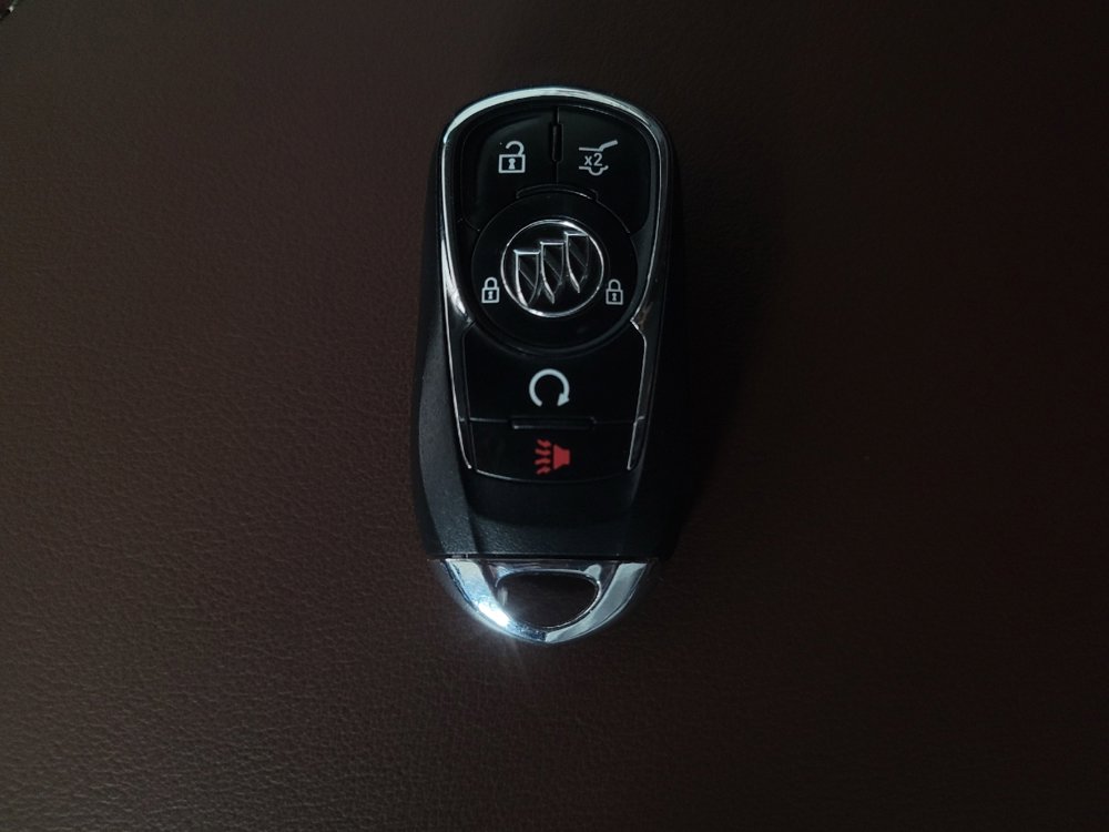 Used 2018 Buick Enclave Avenir w/ Avenir Technology Package image 32