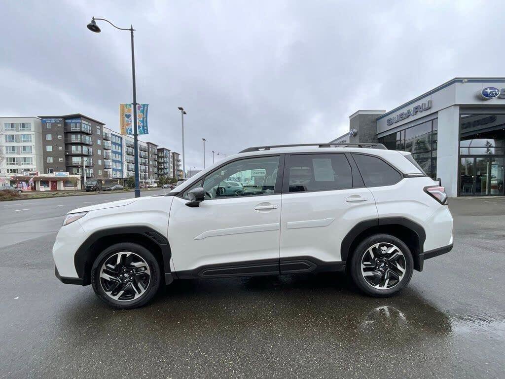 Certified 2025 Subaru Forester Limited image 5