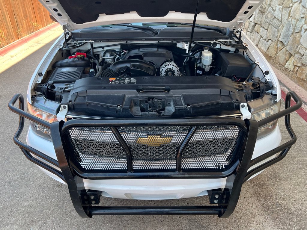 Used 2012 Chevrolet Suburban LT w/ Texas Edition RWD image 25