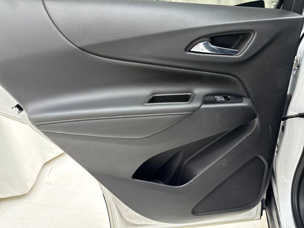 Used 2022 Chevrolet Equinox Premier image 16