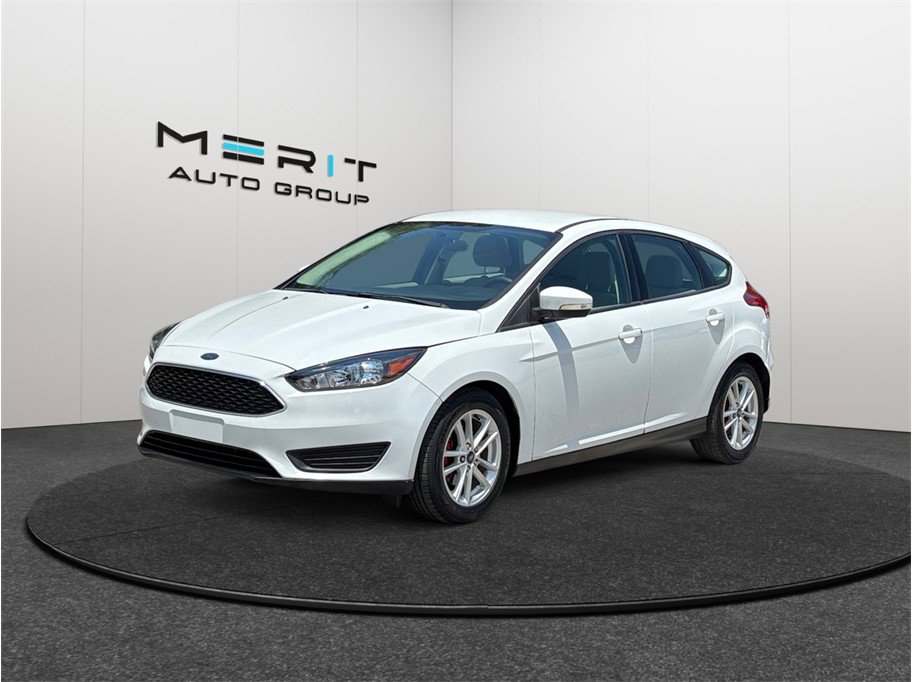 Used 2017 Ford Focus SE FWD image 4