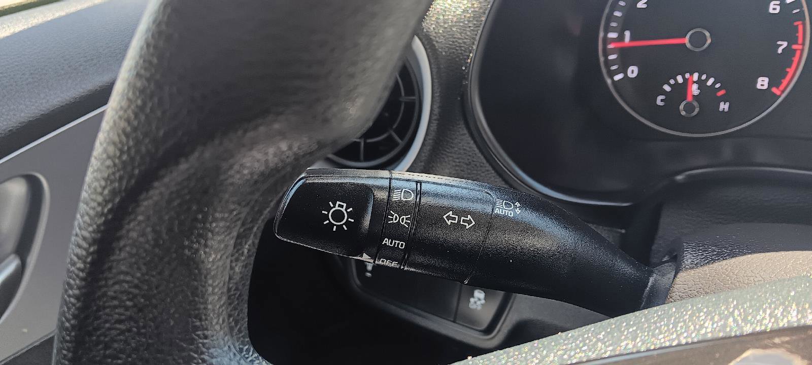 Used 2022 Kia Forte LXS image 13