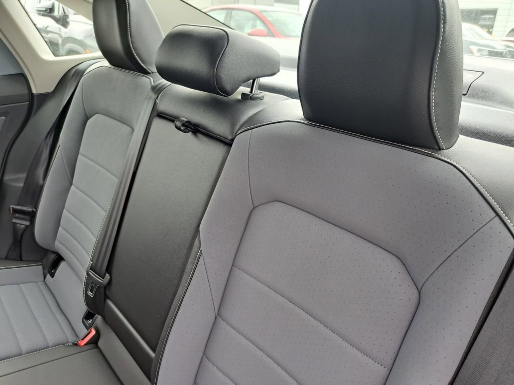 New 2026 Volkswagen Jetta SE image 28