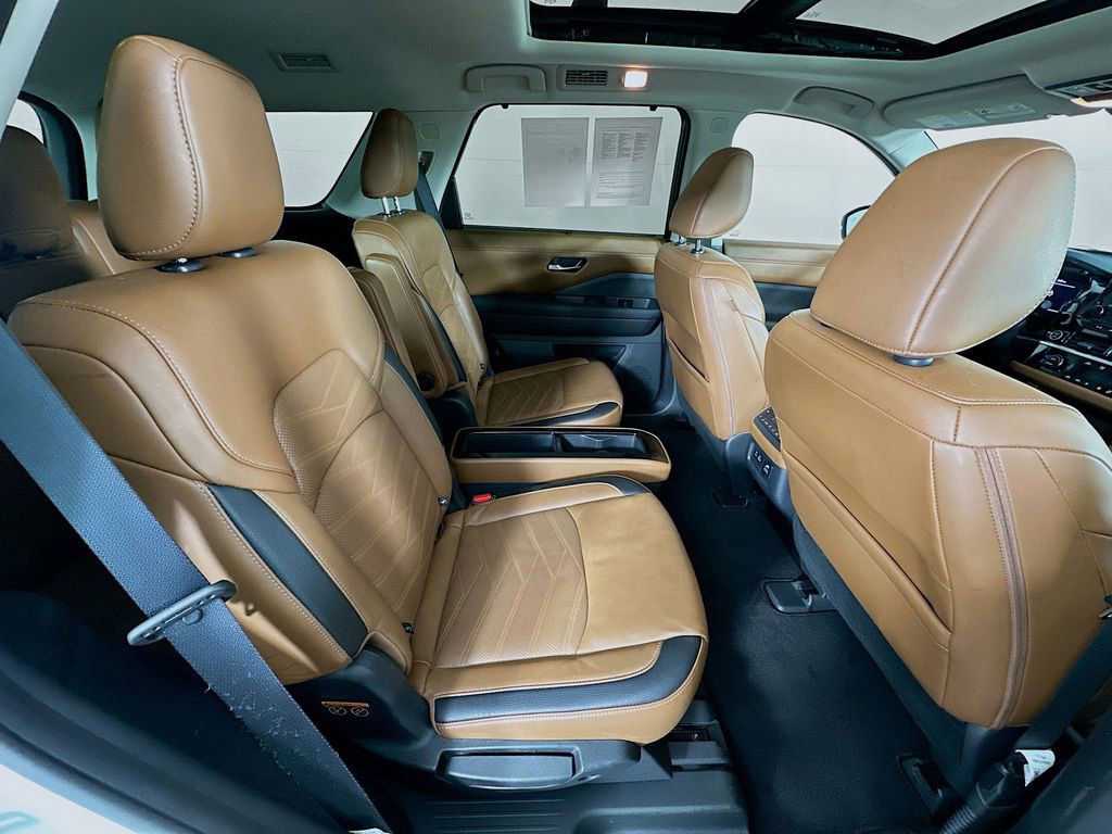 Certified 2023 Nissan Pathfinder Platinum image 39