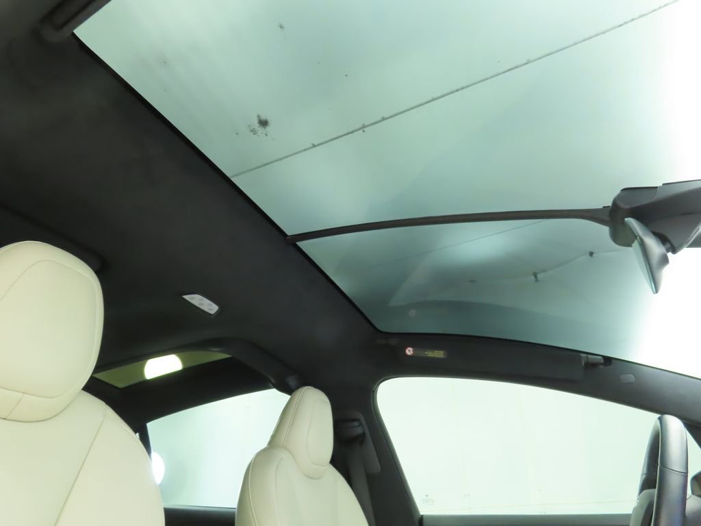 Used 2021 Tesla Model X Performance image 18