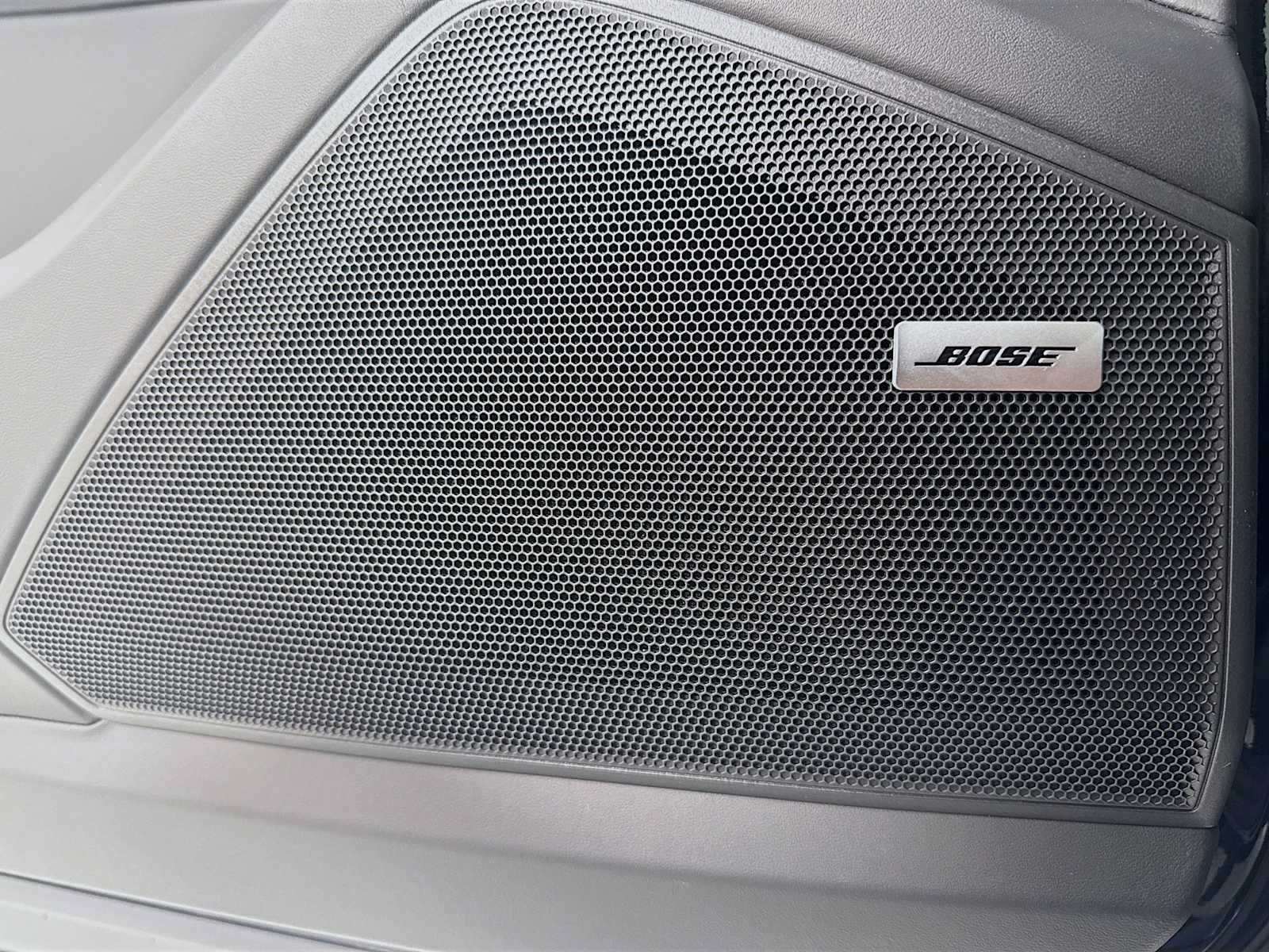New 2026 Porsche Cayenne E-Hybrid AWD/4WD image 12