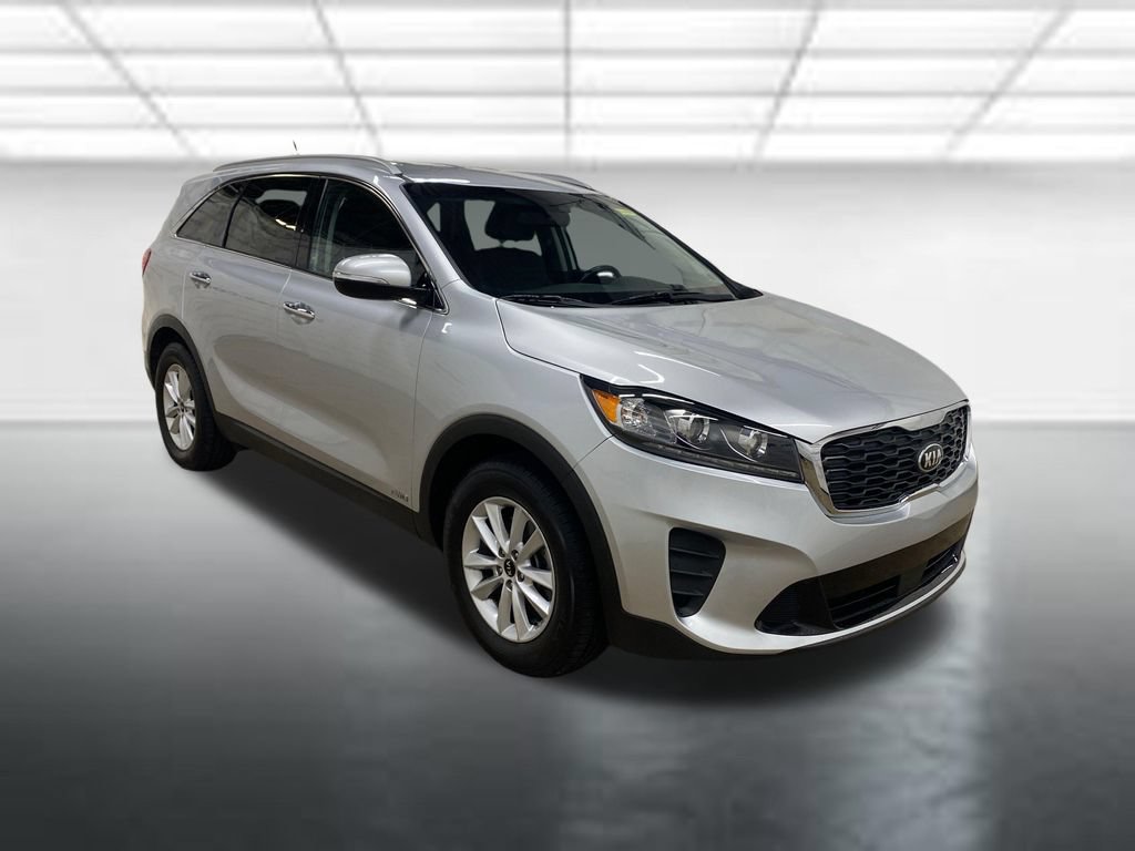 Used 2020 Kia Sorento LX w/ LX I4 Convenience Package AWD/4WD image 2
