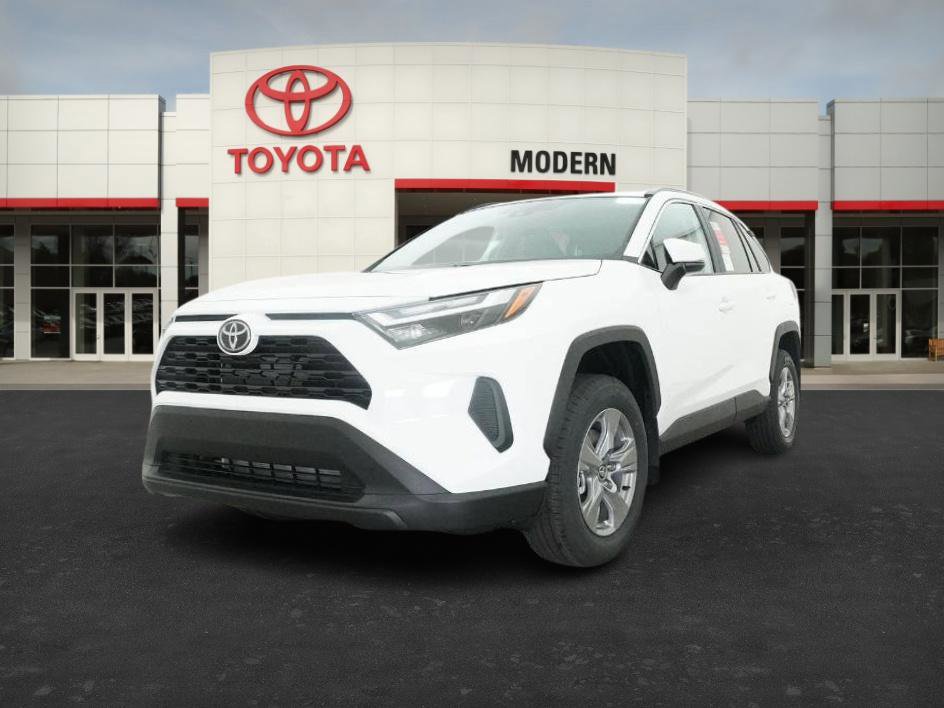 New 2025 Toyota RAV4 XLE image 4