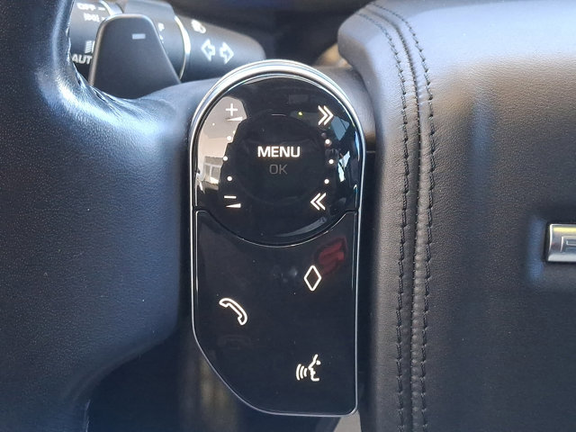 Used 2020 Land Rover Range Rover HSE image 22