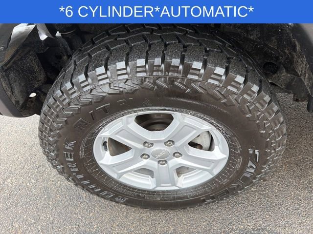 Used 2023 Jeep Wrangler Sport S image 19